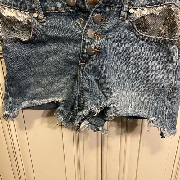 Joe's Jeans Girls' The Blake Cut Off Denim Shorts - Big Kid Sz 10 - Picture 2 of 8